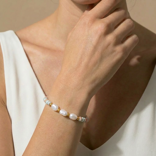 agalmatolite pearl bracelet