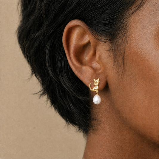pearl earring