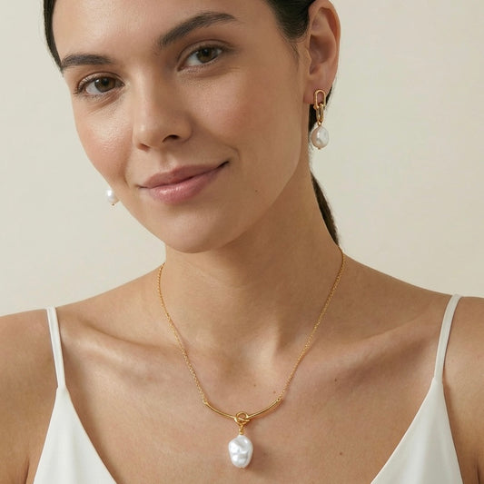 pearl necklace