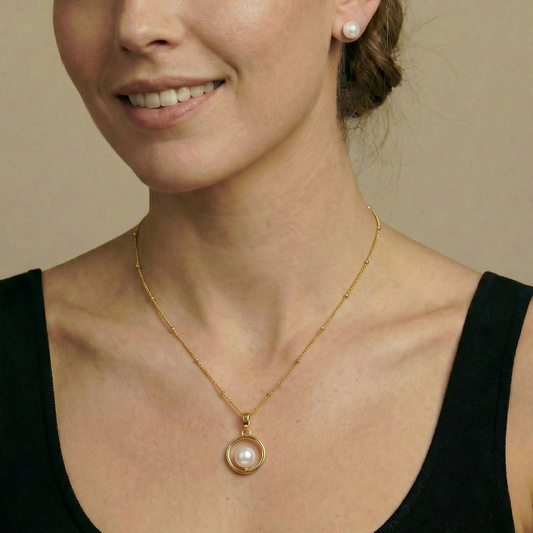 pearl necklace
