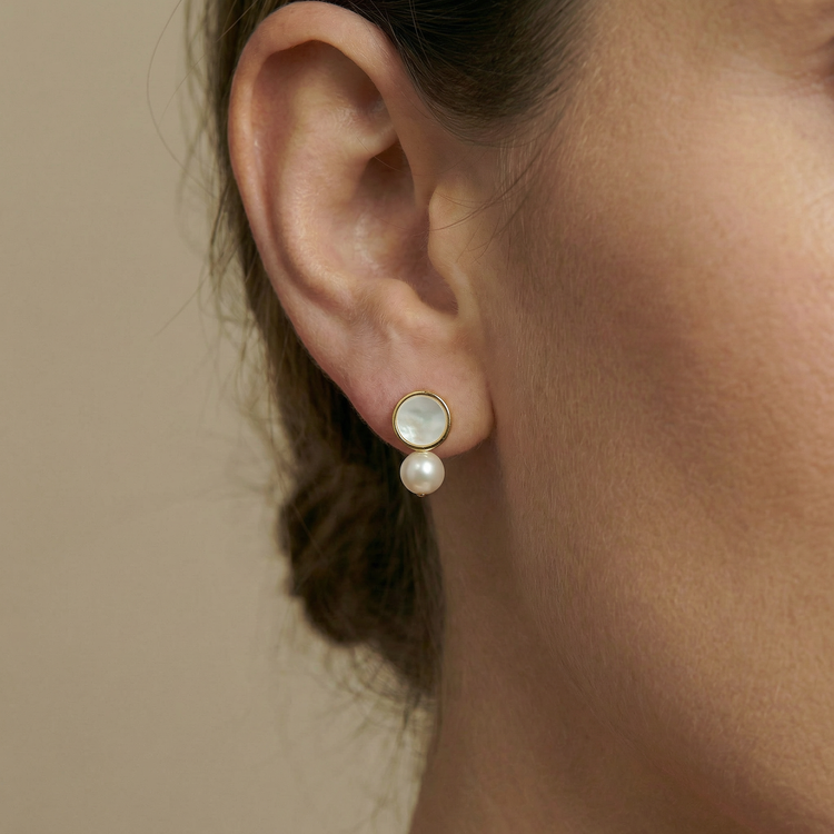 PEARL STUD EARRINGS