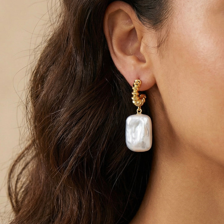 PEARL EARRINGS
