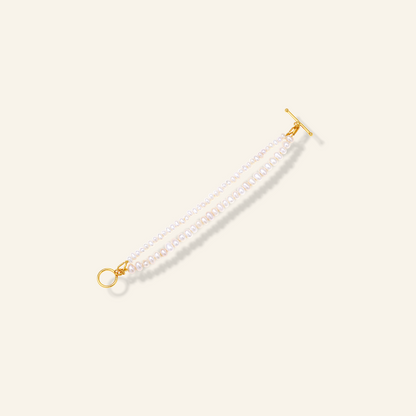 Pearl bracelet with gold clasp 