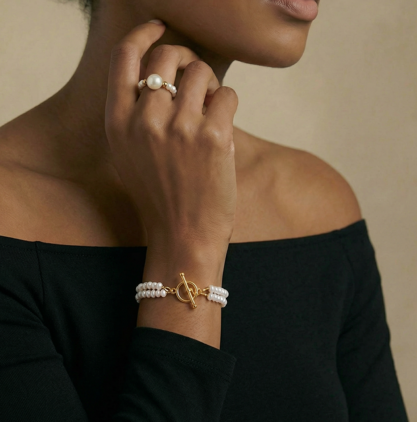 gold bracelet with pearls