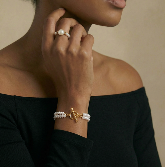 gold bracelet with pearls