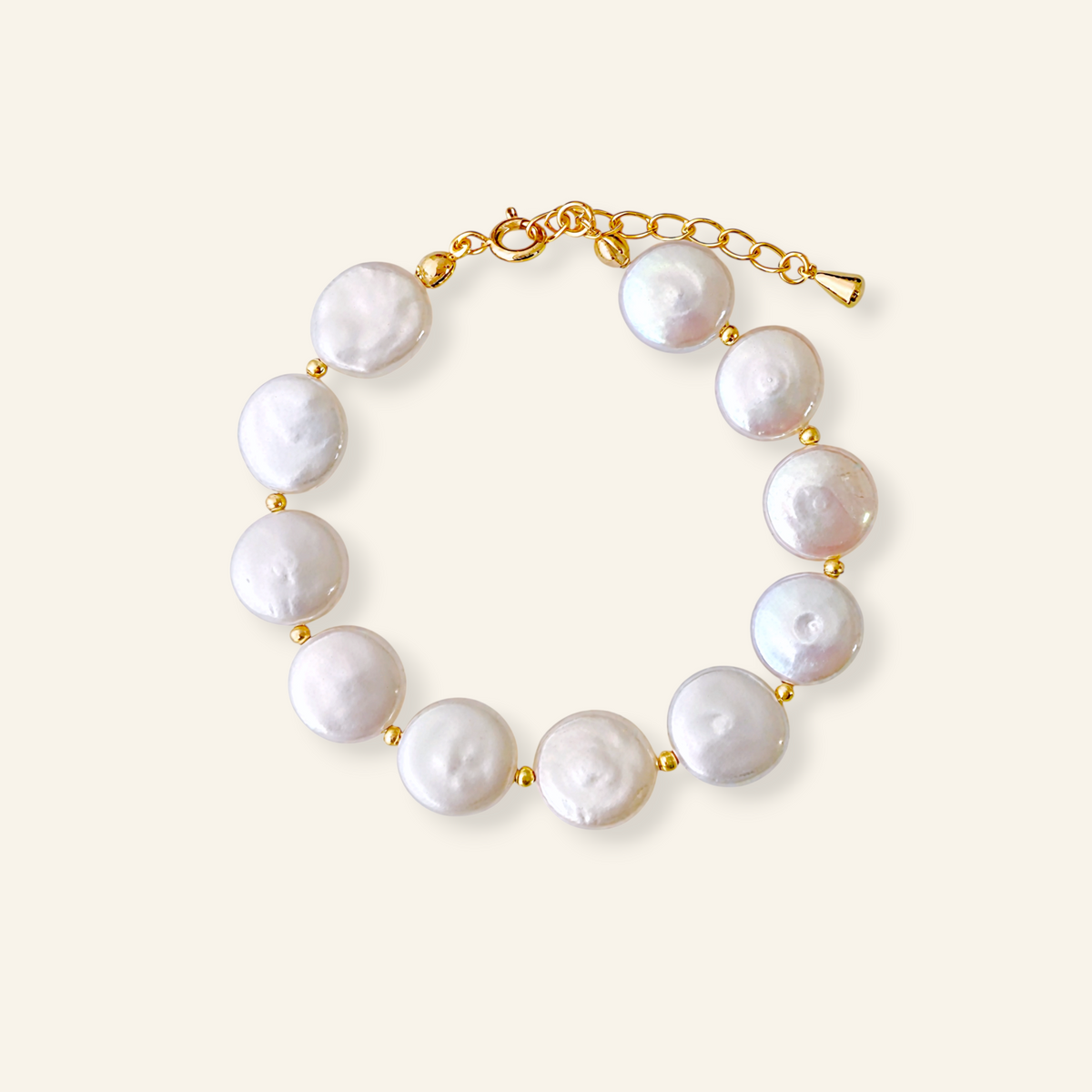 Luna freshwater coin pearl bracelet with gold-tone details