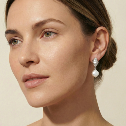 elegant pearl earring