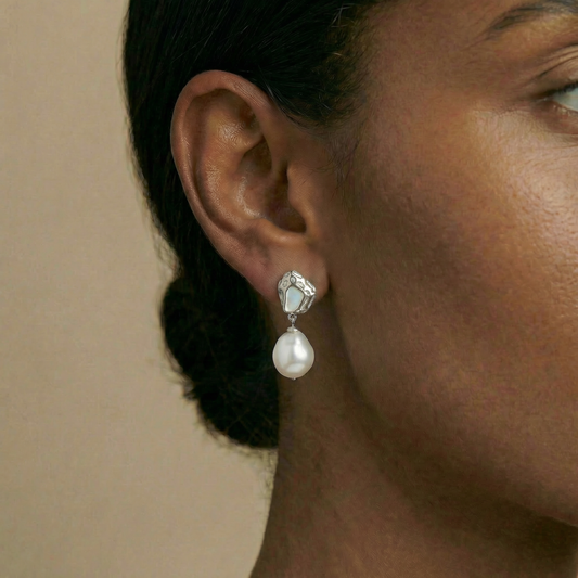 silver Pearl earring 