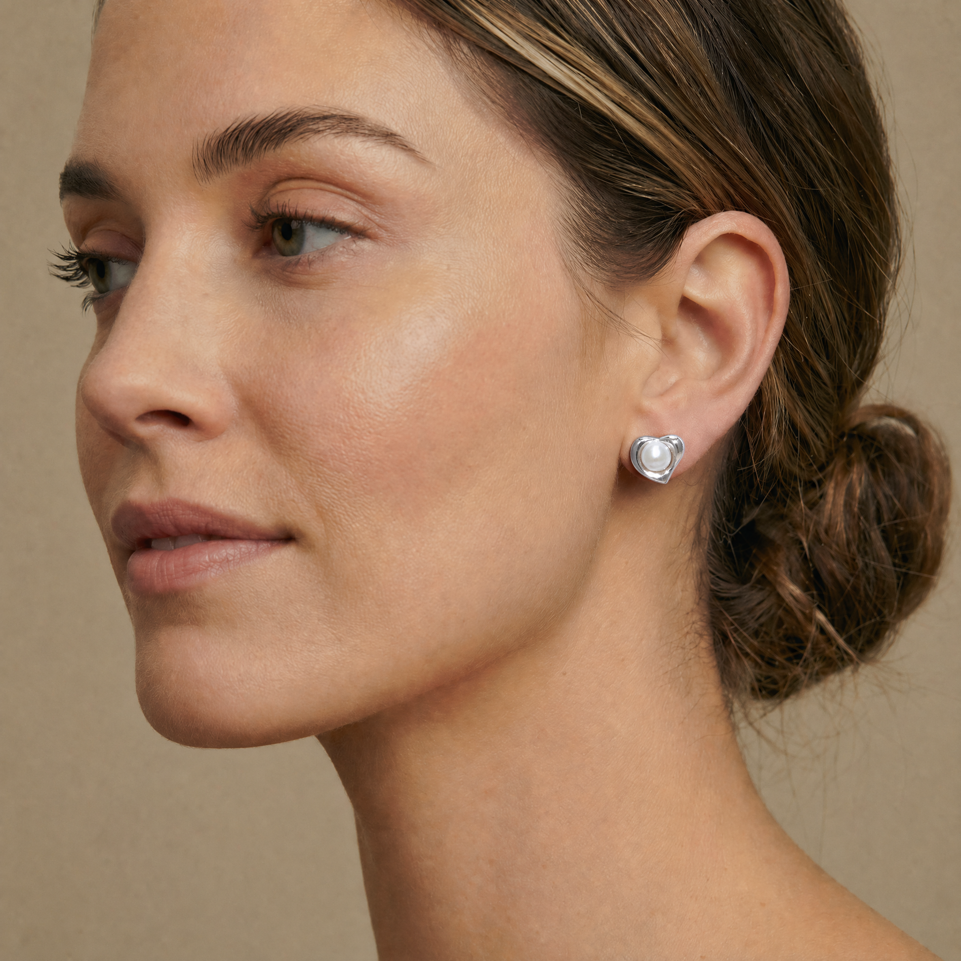heart pearl earrings