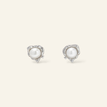 pearl stud earrings 