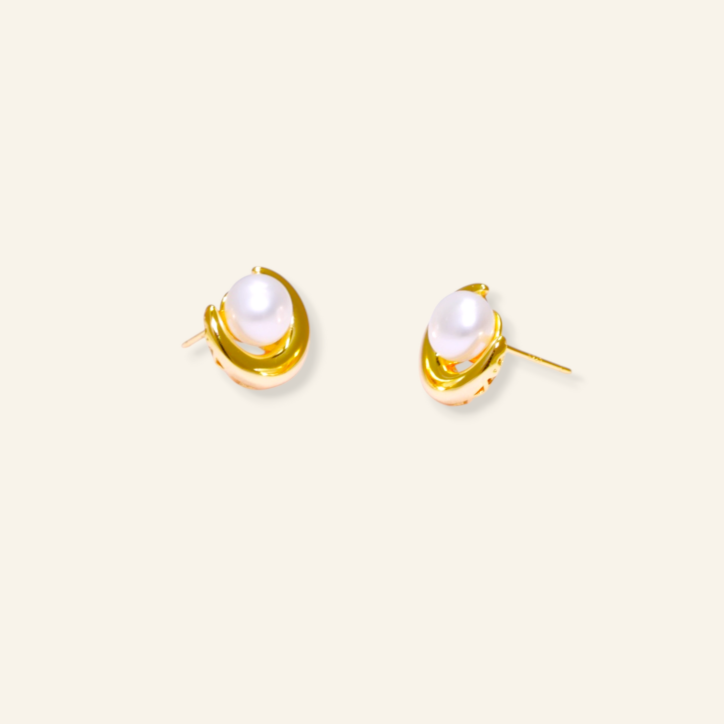 pearl studs