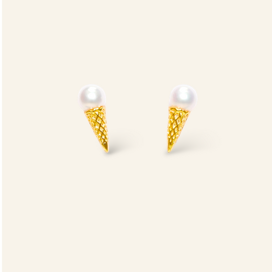 pearl studs