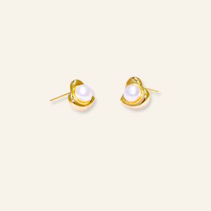 pearl studs