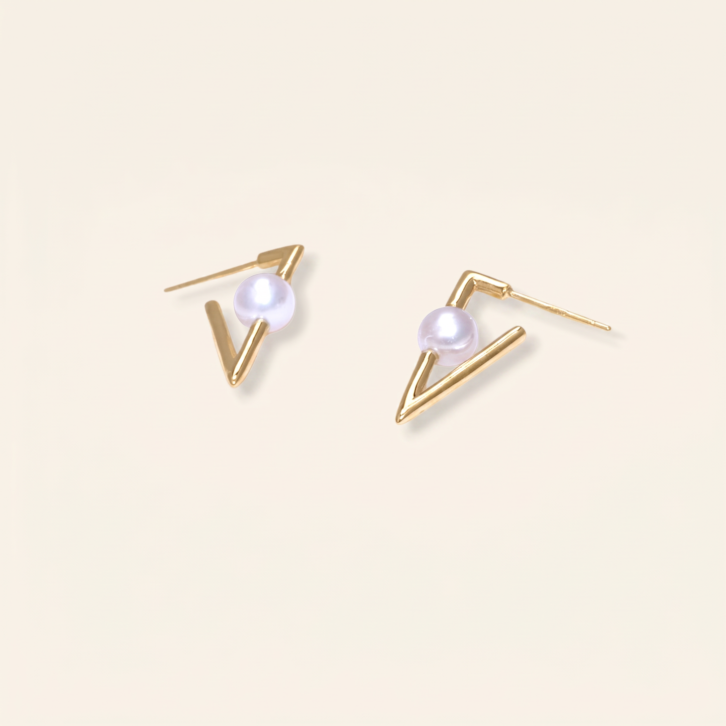 gold Pearl earrings