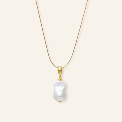 baroque pearl necklace