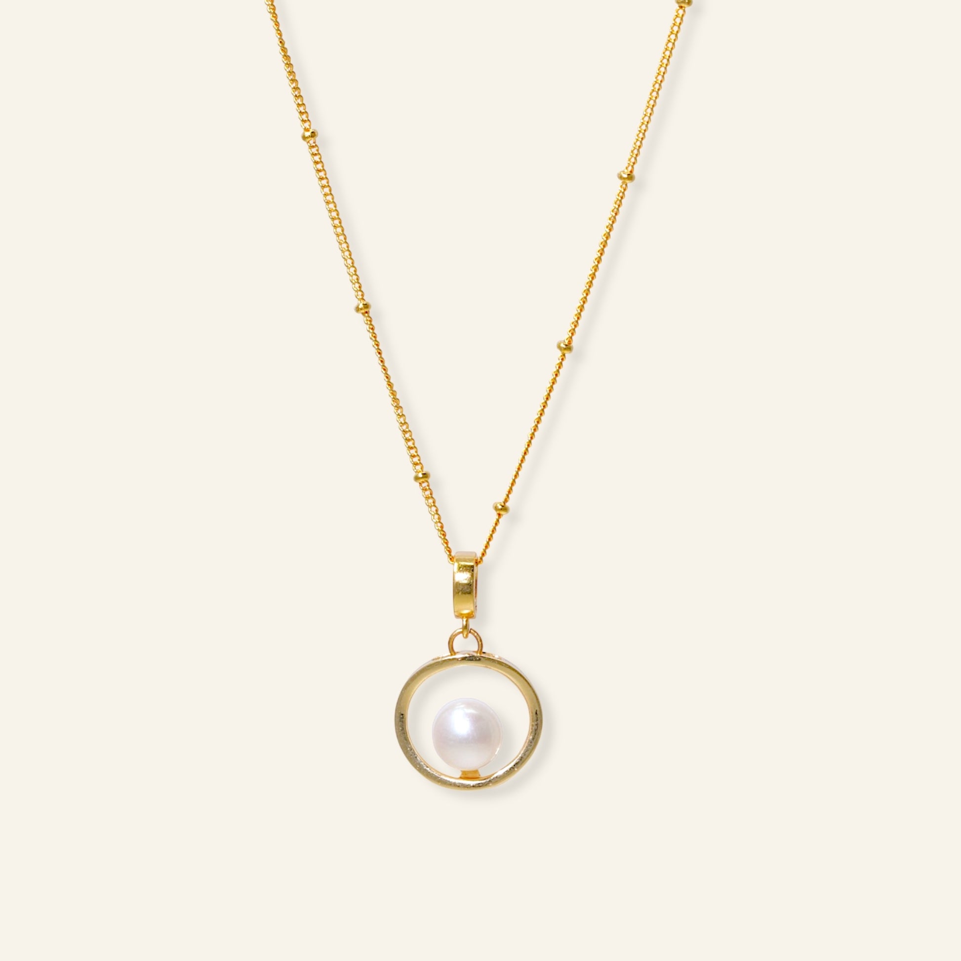 pendant pearl necklace