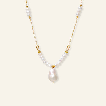 accent pearl necklace