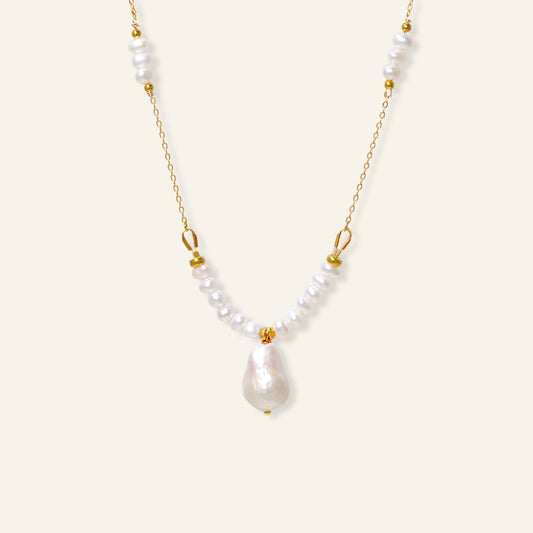 accent pearl necklace