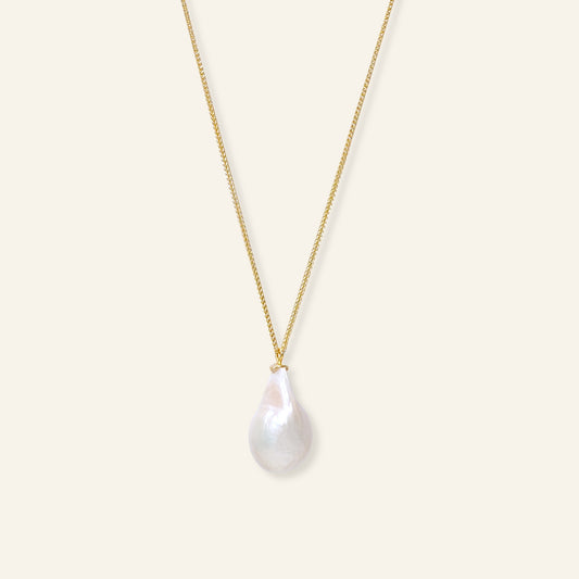pearl necklace