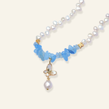 detail aquamarine pearl necklace