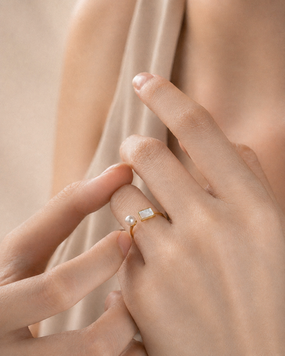 Balance Pearl Ring