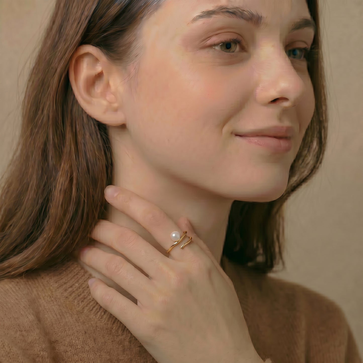 Woman wearing a pearl ring